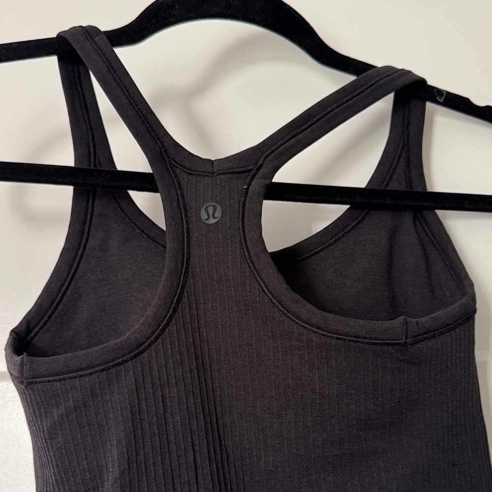 Black Ribbed Racerback Tank Top - Women - Picture 3 of 4